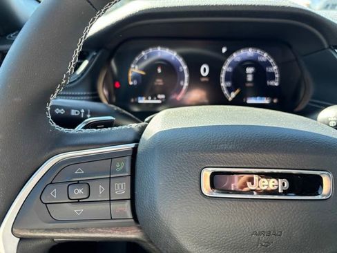 New 2026 Jeep Grand Cherokee Limited w/ Trailer Tow Package image 26