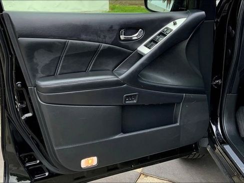 Used 2014 Nissan Murano SL w/ Navigation Package image 23