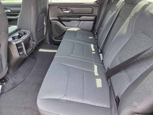 New 2026 RAM 1500 Express AWD/4WD image 28