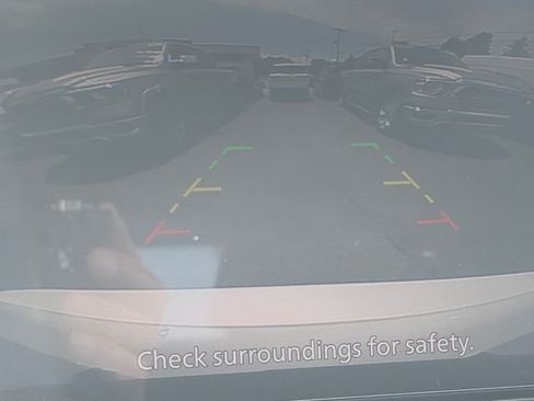 Used 2025 Nissan Rogue SV AWD/4WD image 20