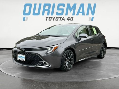 Used 2024 Toyota Corolla XSE image 3