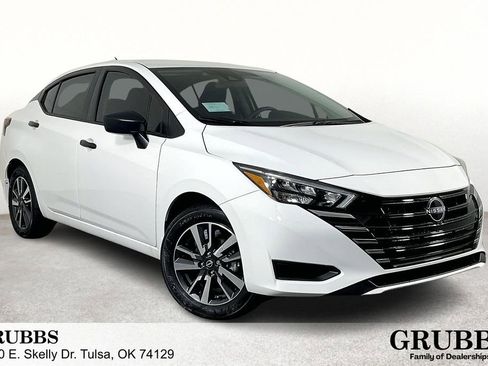 New 2025 Nissan Versa S w/ Trunk Package image 2