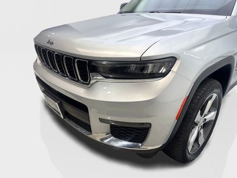 Used 2022 Jeep Grand Cherokee L Limited AWD/4WD image 16