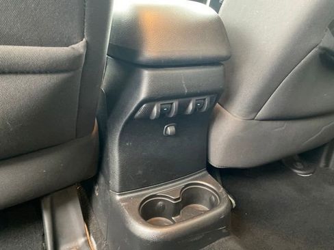 Used 2016 Jeep Wrangler Unlimited Sahara w/ Dual Top Group image 17