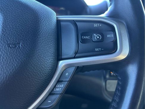 Certified 2022 RAM 1500 Big Horn w/ Night Edition image 17