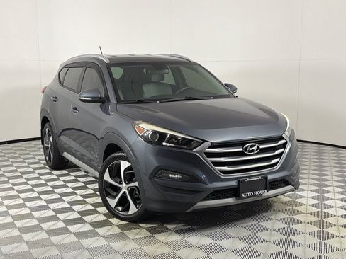 Used 2017 Hyundai Tucson Limited FWD image 2