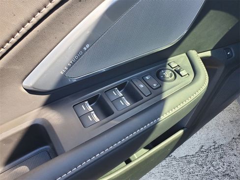 Used 2024 Acura RDX SH-AWD w/ Advance Package image 21