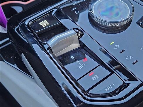 New 2026 BMW 530i w/ Premium Package image 14