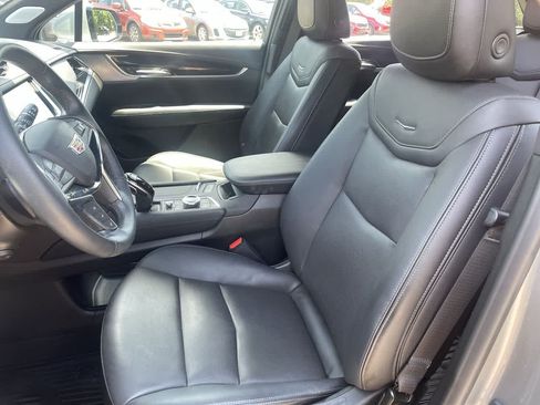 Used 2024 Cadillac XT5 Premium Luxury FWD image 12