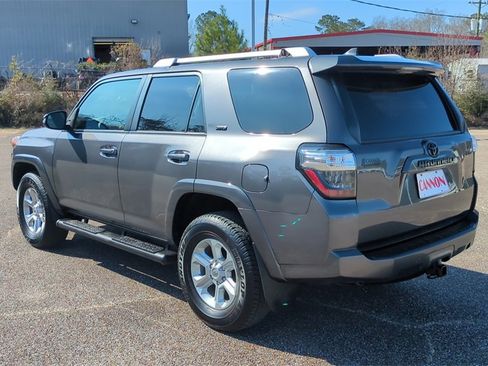 Used 2018 Toyota 4Runner SR5 Premium image 7