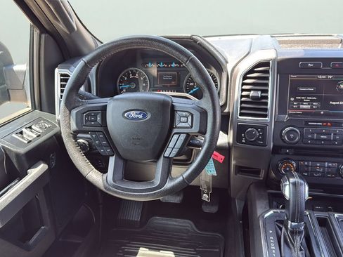 Used 2015 Ford F150 XLT w/ Equipment Group 302A Luxury AWD/4WD image 8