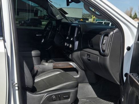 Used 2019 GMC Sierra 1500 SLT w/ SLT Premium Package AWD/4WD image 9