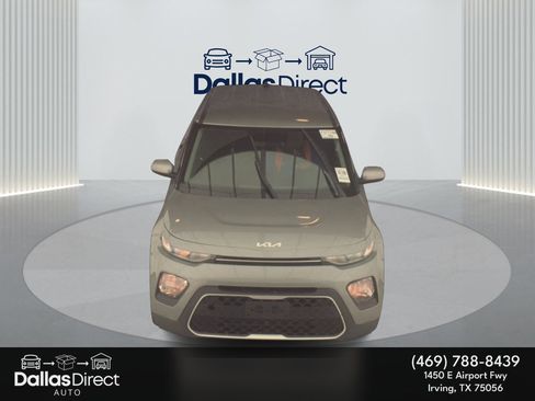Used 2022 Kia Soul LX FWD image 3
