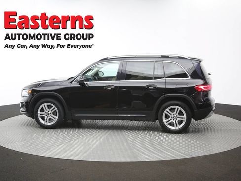 Used 2021 Mercedes-Benz GLB 250 4MATIC w/ Premium Package image 57