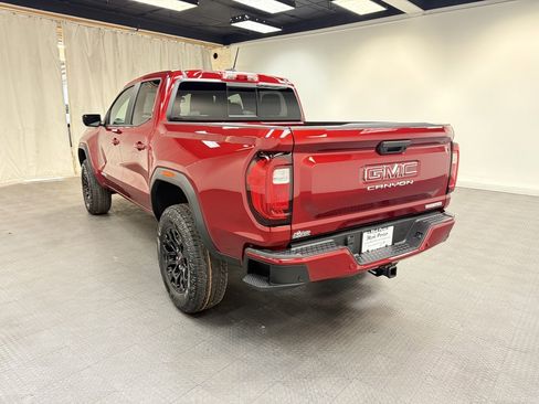 New 2026 GMC Canyon Elevation w/ Convenience Package image 3