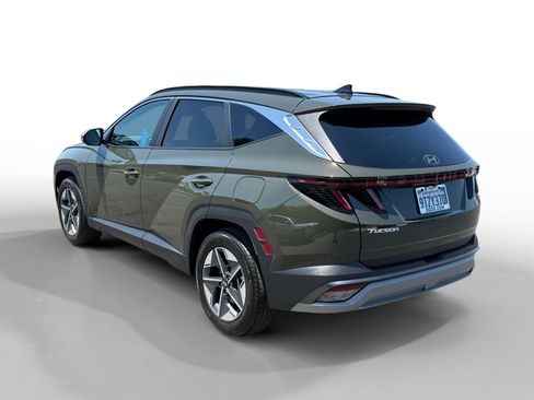 Used 2025 Hyundai Tucson SEL FWD image 3