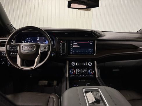 Certified 2024 GMC Yukon XL Denali image 17