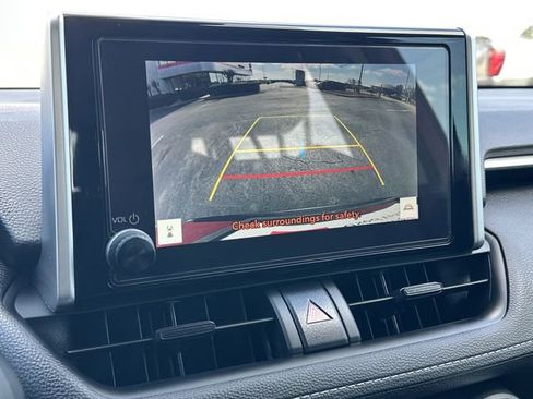 Certified 2025 Toyota RAV4 XLE w/ Convenience Package image 15