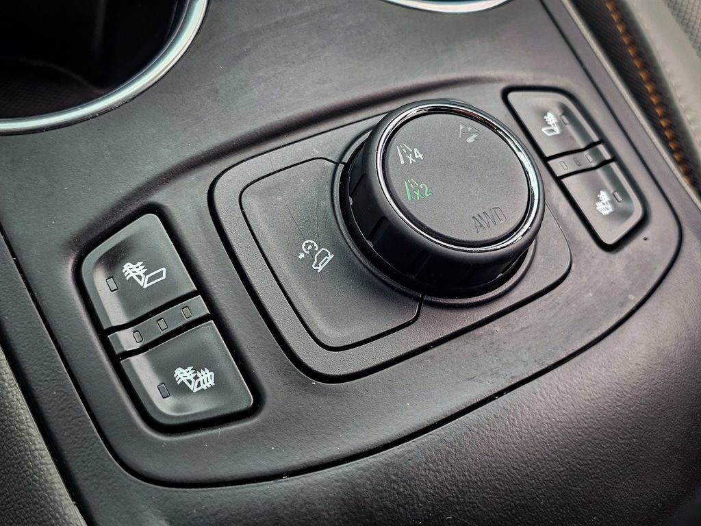 Used 2018 GMC Terrain SLT AWD/4WD image 25