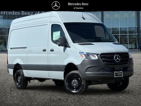 New 2026 Mercedes-Benz Sprinter 2500 image 1