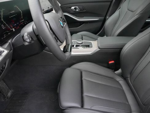Used 2025 BMW 330i xDrive Sedan image 12
