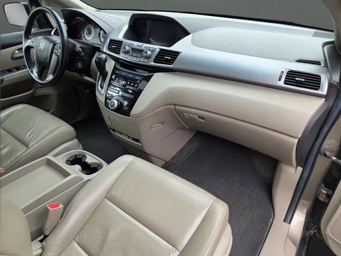 Used 2013 Honda Odyssey EX-L image 17