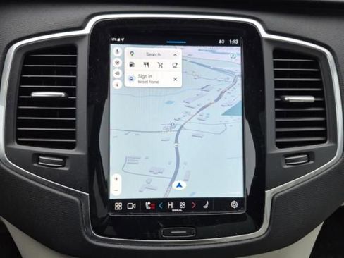 Used 2023 Volvo XC90 B5 Core w/ Protection Package Premier image 9