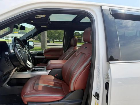 Used 2020 Ford F150 Platinum w/ Technology Package AWD/4WD image 15