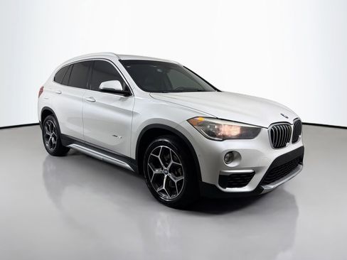Used 2018 BMW X1 sDrive28i image 4