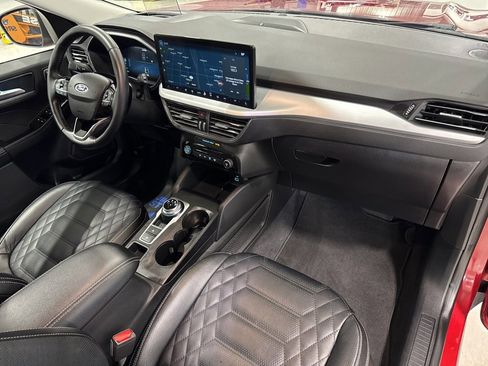 Used 2023 Ford Escape SE w/ PHEV Premium Package image 35