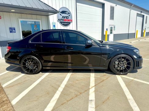 Used 2009 Mercedes-Benz C 63 AMG Sedan image 9