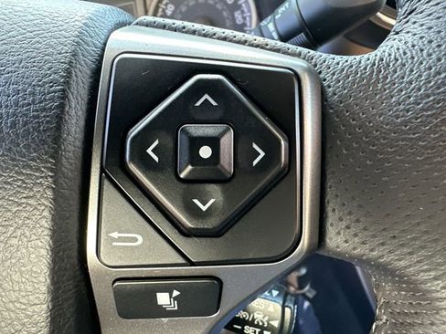 Certified 2021 Toyota Tacoma SR5 image 26