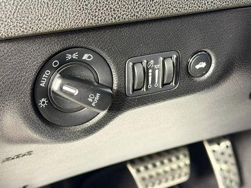 Used 2023 Dodge Charger Scat Pack w/ Navigation & Travel Group image 10