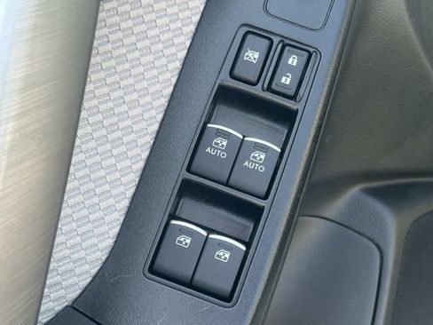 Used 2018 Subaru Forester 2.5i Premium AWD/4WD image 26