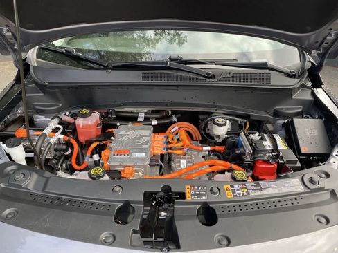 Used 2023 Chevrolet Bolt EUV Premier w/ Sun & Sound Package FWD image 12