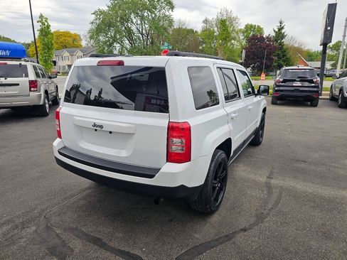 Used 2016 Jeep Patriot Sport w/ Power Value Group FWD image 11