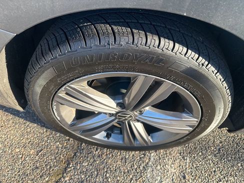 Used 2024 Volkswagen Jetta SE image 23