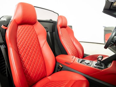 Used 2023 Audi R8 V10 performance image 16