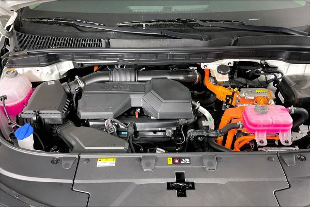 New 2027 Kia Carnival LXS FWD image 2