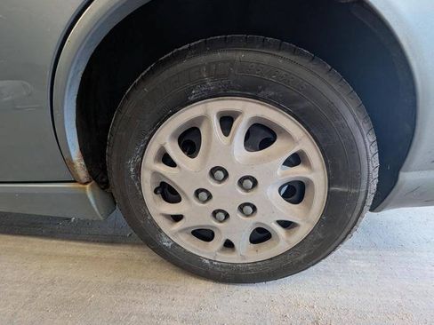 Used 2003 Saturn L-Series L200 FWD image 14