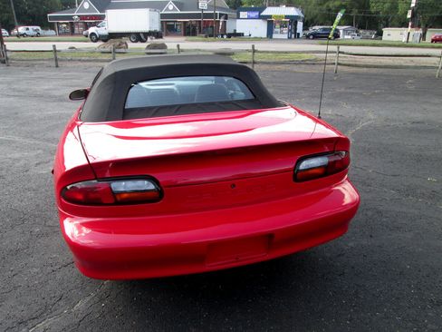 Used 2001 Chevrolet Camaro LT image 14