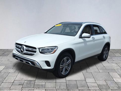 Used 2022 Mercedes-Benz GLC 300 image 3