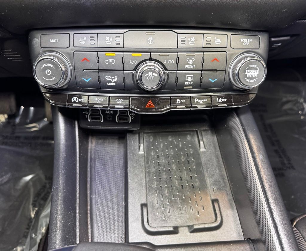 Used 2025 Dodge Durango GT AWD/4WD image 29