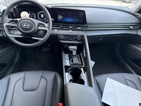 New 2026 Hyundai Elantra Limited image 23
