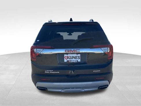 Used 2023 GMC Acadia SLT image 8