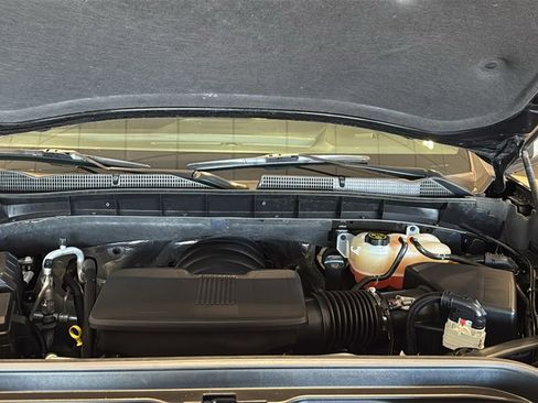 Used 2022 GMC Sierra 1500 AT4 w/ AT4 Premium Package image 11