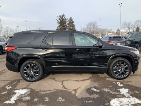 Used 2021 Chevrolet Traverse RS image 6