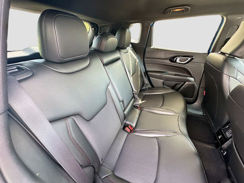 New 2026 Jeep Compass Trailhawk image 28