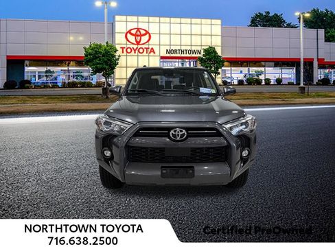 Used 2021 Toyota 4Runner SR5 RWD image 7