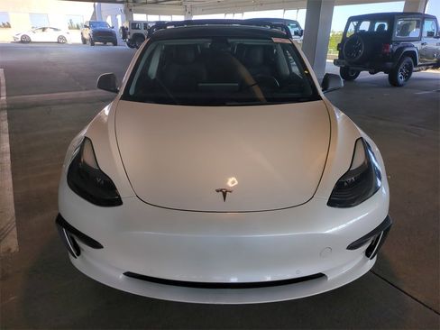 Used 2022 Tesla Model 3 Long Range image 3